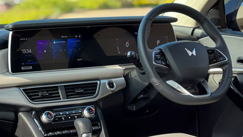 Mahindra XUV 700: Sci-Fi Technology
