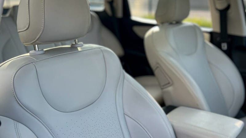 Mahindra XUV 700: Immersive Comfort