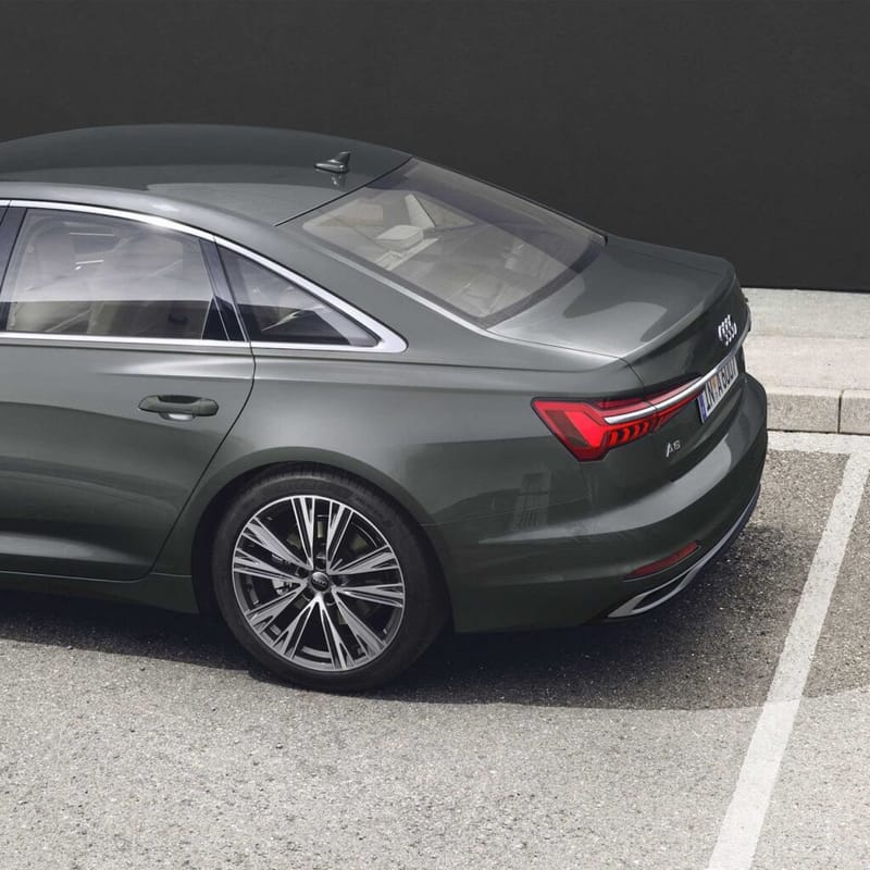 Audi A6: Advanced Driving Experience