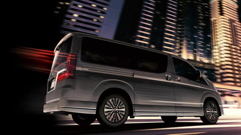 Toyota Quantum Bus: Bold and Functional Exterior