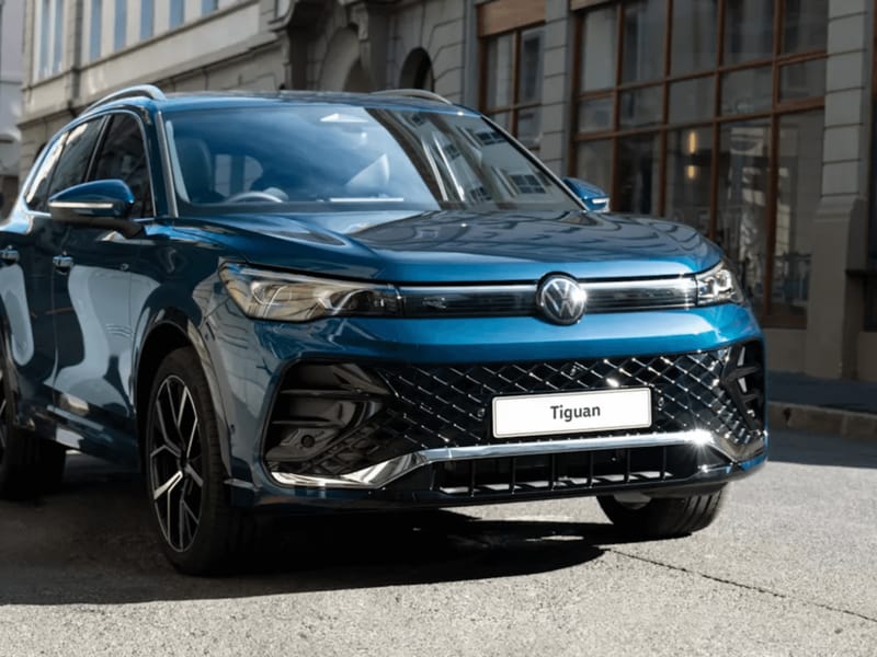 Volkswagen Tiguan: Dynamic and Refined Exterior