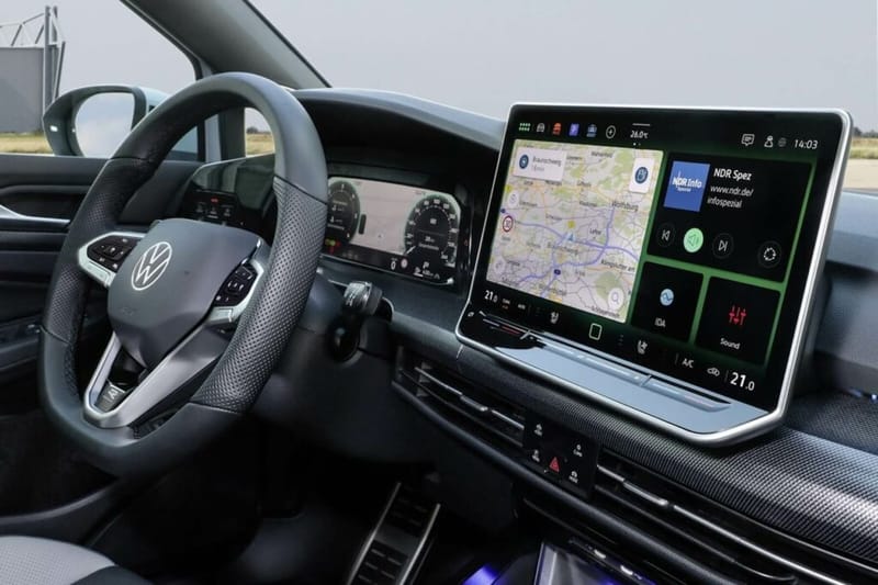 Volkswagen Golf: Comfortable and Functional Interior