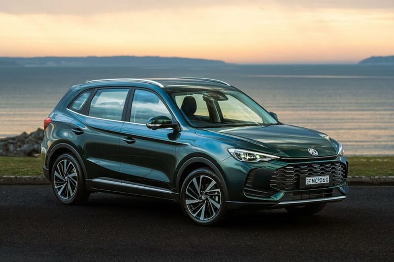 MG ZS Pro: Contemporary Design and Practical Styling