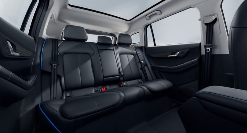 Omoda & Jaecoo Jaecoo J5 BEV: Smart, Spacious Interior
