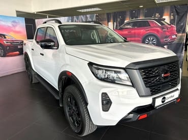 Nissan Navara 2.5DDTi Double Cab PRO-4X 4×4 for Sale in South Africa