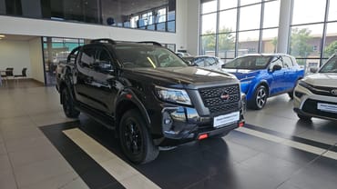 NISSAN NAVARA 2.5DDTI PRO-4X 4X4  for Sale in South Africa