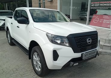 NISSAN NAVARA 2.5DDTI SE PLUS  for Sale in South Africa
