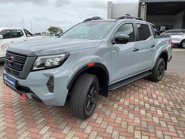 NISSAN NAVARA 2.5DDTI PRO-4X 4X4  for Sale in South Africa