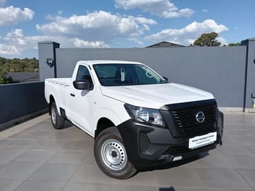 NISSAN NAVARA 2.5DDTI SE  for Sale in South Africa