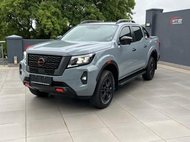 NISSAN NAVARA 2.5DDTI PRO-2X  for Sale in South Africa