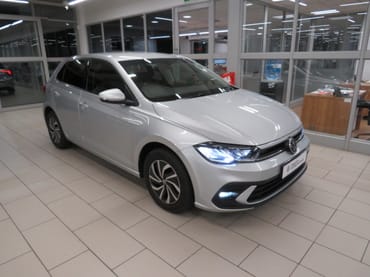 VOLKSWAGEN POLO 1.0 TSI LIFE DSG for Sale in South Africa