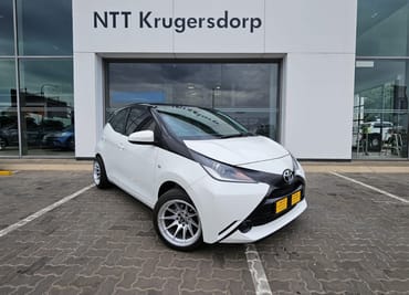 TOYOTA AYGO 1.0  X- PLAY for Sale in South Africa