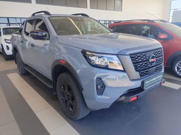 NISSAN NAVARA 2.5DDTI PRO-2X  for Sale in South Africa