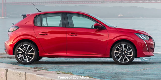 Peugeot 208 photo 2