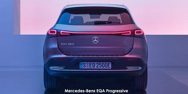 Mercedes-Benz EQA photo 3