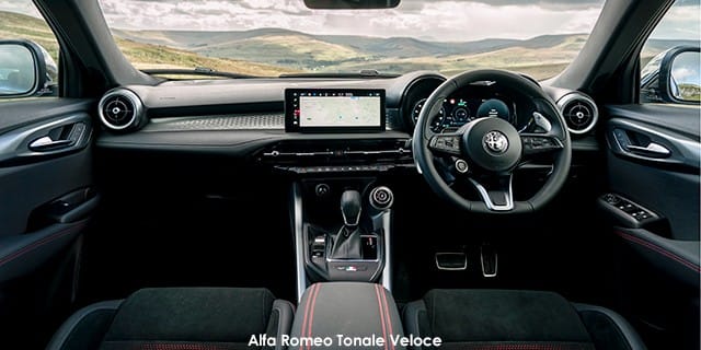 Alfa Romeo Tonale Veloce 1.5T Hybrid photo 5