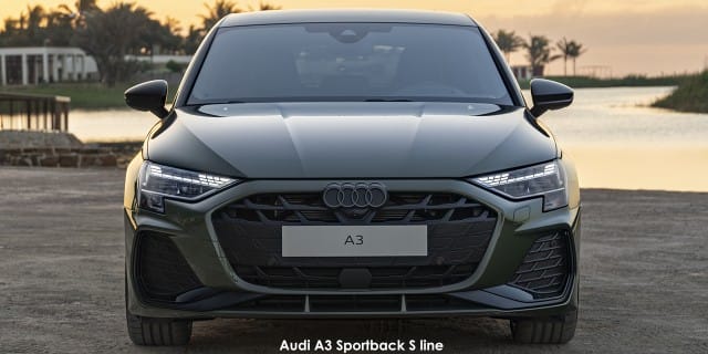 Audi A3 Sportback 35 TFSI Black Edition TIP photo 2