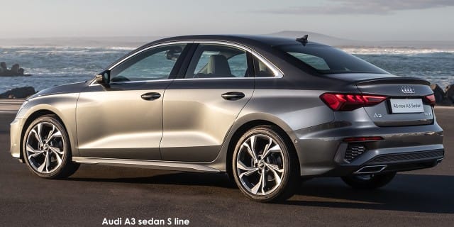 Audi A3 35 TFSI S Line TIP photo 3