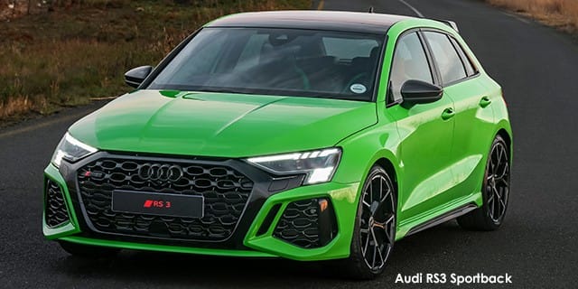 Audi A3 Sportback RS3 Sportback quattro Stronic photo 3