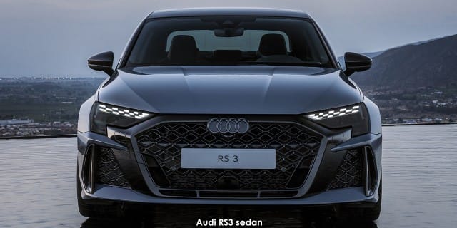 Audi A3 RS3 quattro Stronic photo 2
