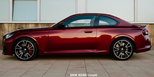 BMW 2 Series photo 4
