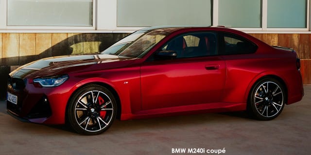BMW 2 Series photo 3
