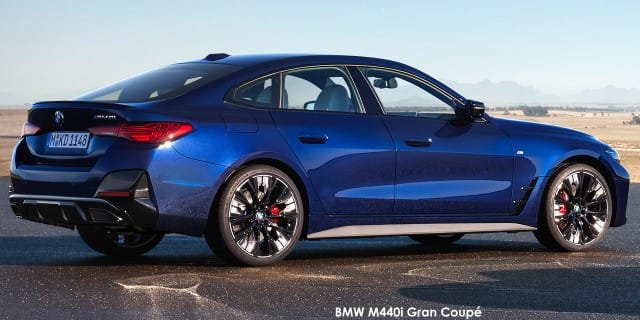 BMW 4 Series Gran Coupe M440i xDrive Gran Coupe (G26) photo 2