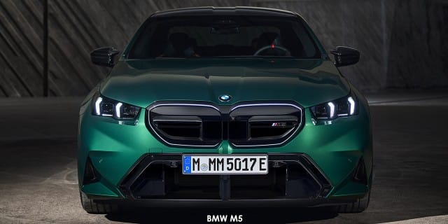 BMW M5 (G90) photo 5