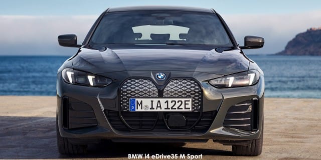 BMW i4 eDrive 35 M Sport photo 2