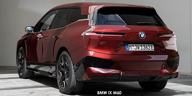 BMW iX M60 photo 2