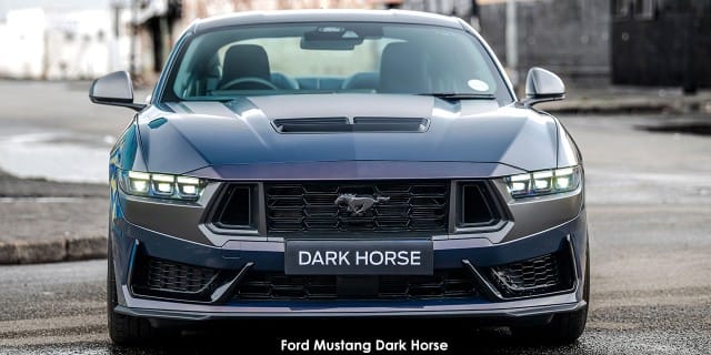 Ford Mustang 5.0 Dark Horse Auto photo 2