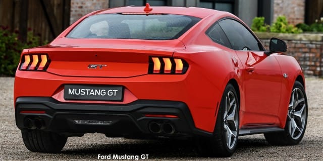 Ford Mustang 5.0 GT Auto photo 5