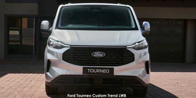 Ford Tourneo Custom Active photo 3