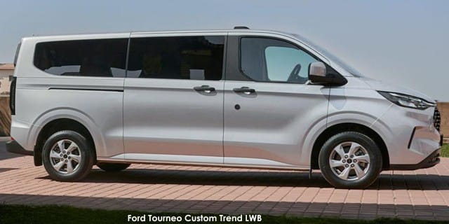 Ford Tourneo Custom Active photo 4