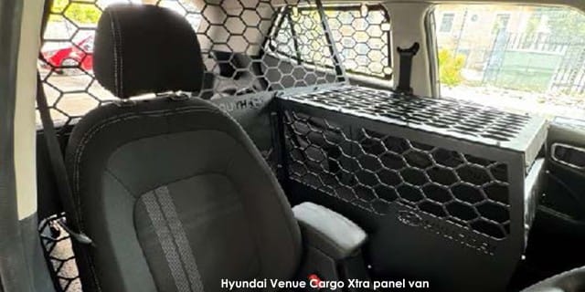 Hyundai Venue 1.2 Cargo Xtra Panel Van photo 2