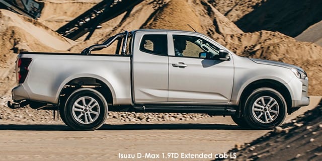 Isuzu D-Max Extended Cab photo 2