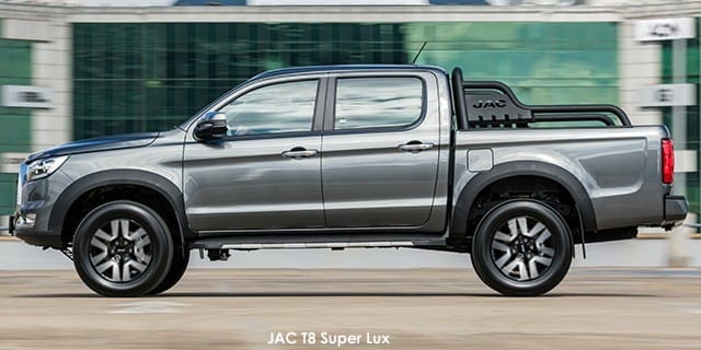 JAC T8 photo 4
