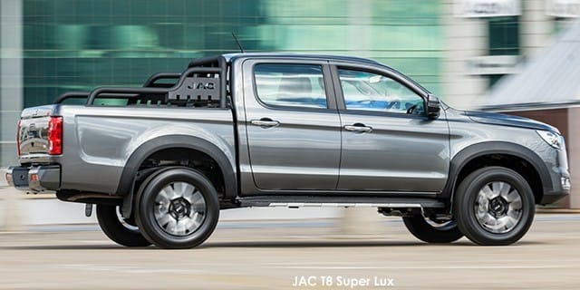 JAC T8 photo 5