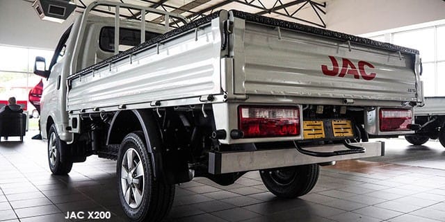 JAC X200 photo 3