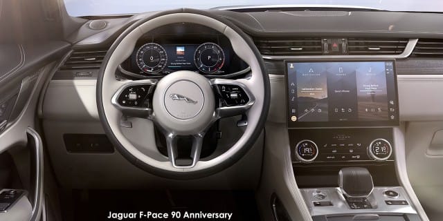 Jaguar F-Pace photo 4