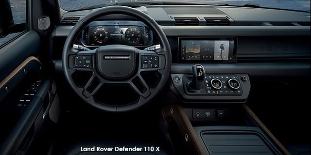 Land Rover Defender 110 photo 5
