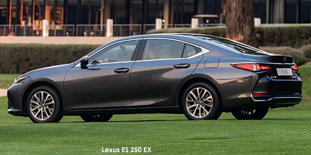 Lexus ES photo 3