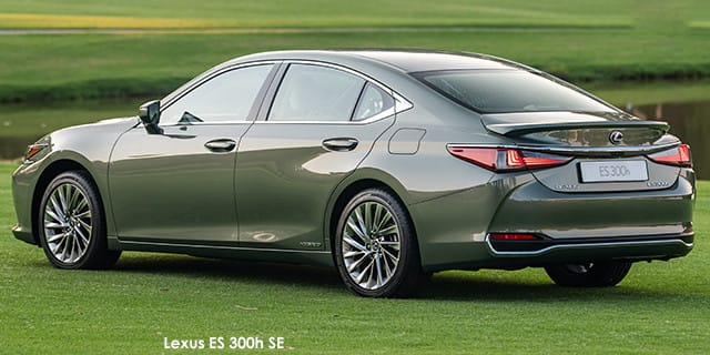Lexus ES 300h SE photo 3