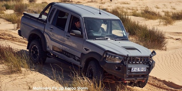 Mahindra Pik Up Special Edition 2.2 mHAWK S11 Storm 4x4 Auto Double Cab