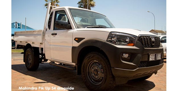 Mahindra Pik Up photo 2