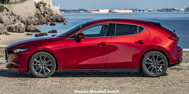 Mazda 3 photo 2