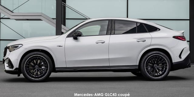 Mercedes-Benz GLC AMG GLC 43 Coupe 4MATIC photo 4