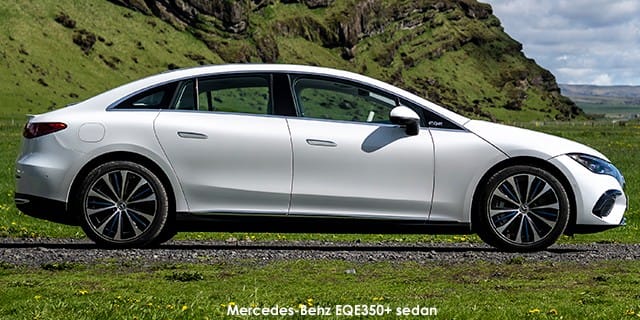 Mercedes-Benz EQS photo 3
