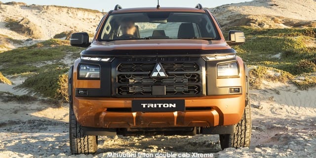 Mitsubishi Triton 2.4 Di-DC Xtreme Auto Double Cab photo 4
