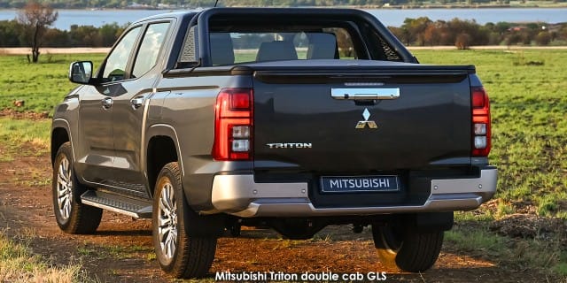 Mitsubishi Triton 2.4 Di-DC GLS 4x4 Auto Double Cab photo 5